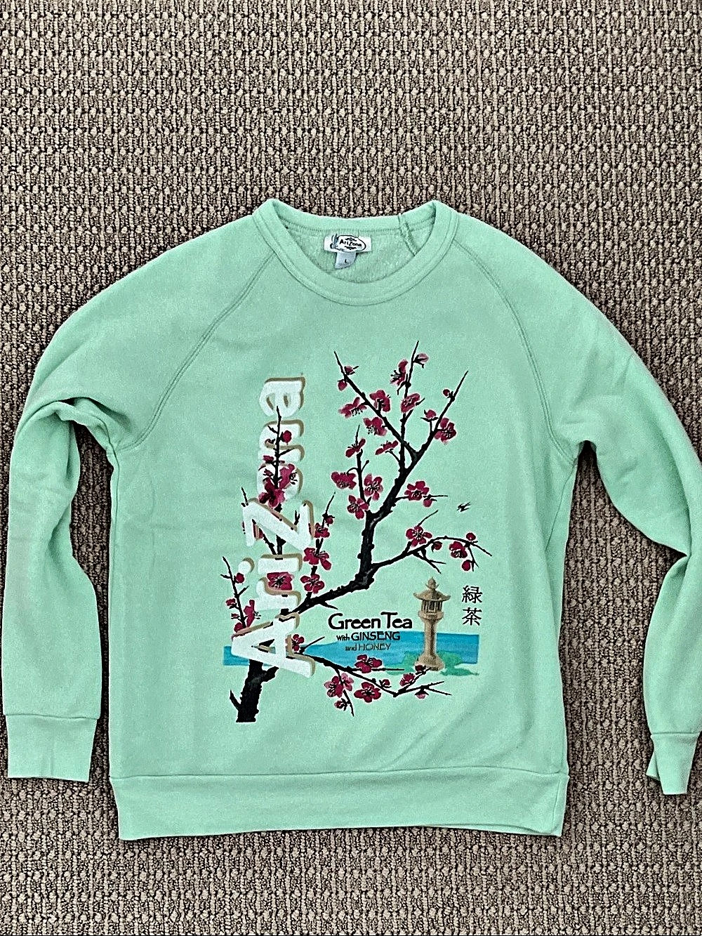 Arizona Green Tea Floral Sweatshirt Size Large